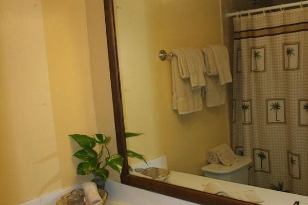 Hotel on the Cay (Altona)
